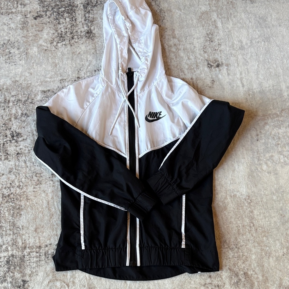 Nike Women's Two-Tone Hooded Jacket